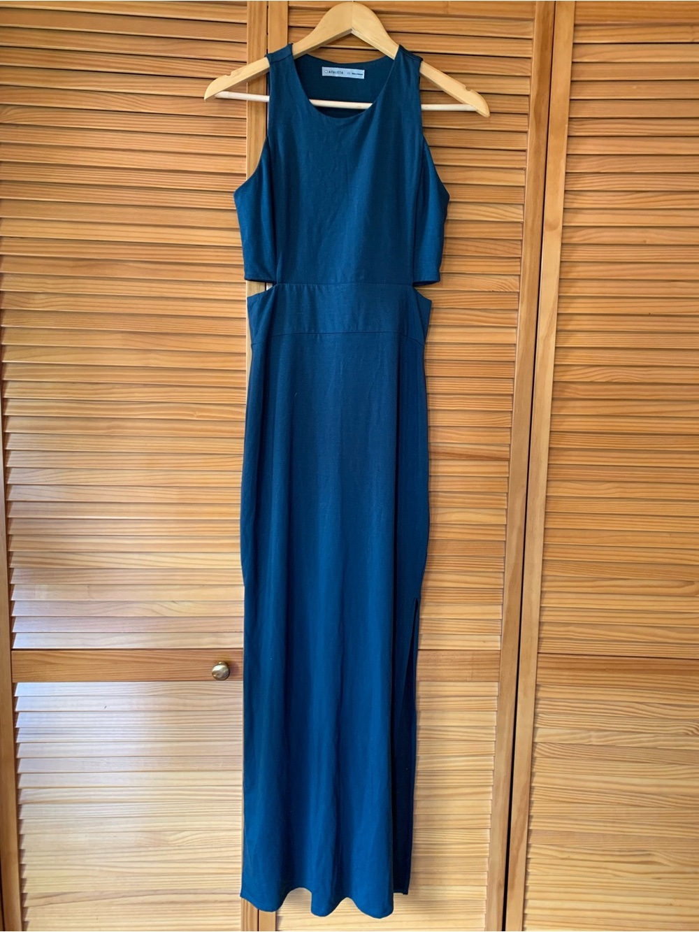 Athleta Sleeveless Maxi Dress in Teal Blue with Cutout Waist Size XS